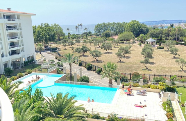 Juan les Pins, vue Feerique, Piscine, Parking, Ascenseur