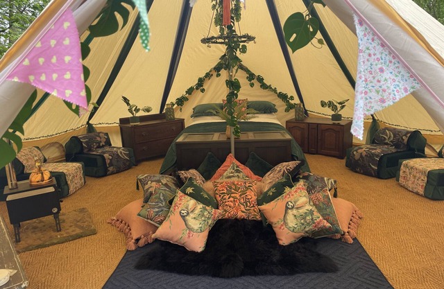 Jungle Bell Tent