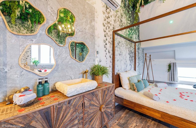 Jungle palace apartment with jacuzzi 15 minutes from Disneyland