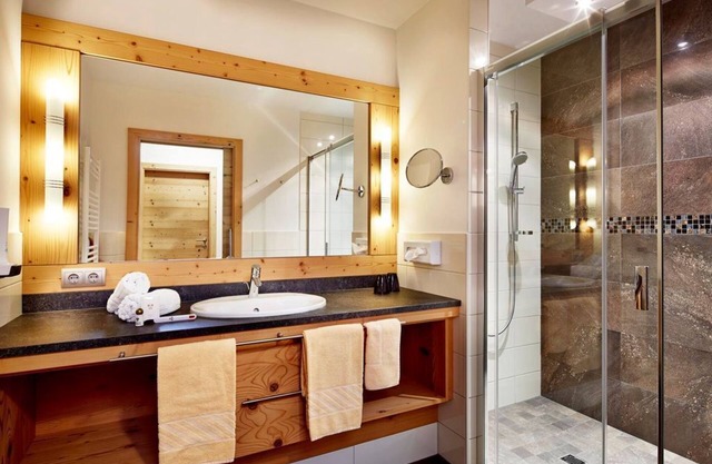 Junior Suite Goldstern - Biohotel Castello Koenigsleiten