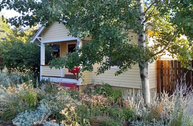 Just 3 blocks from Main Street of Downtown Bozeman with large private yard!