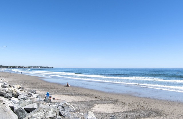 Just a few steps to the beach.