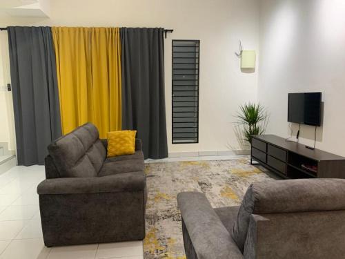 Juwita&Arjuna Homestay Teluk Senangin