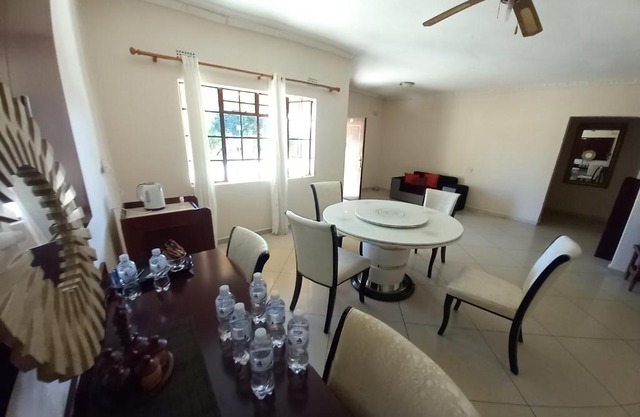 Kandjo's Bed and Breakfast