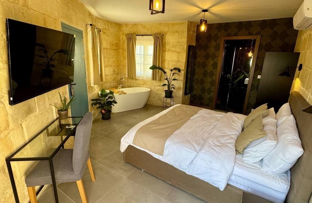 Kappella Boutique - Room 8