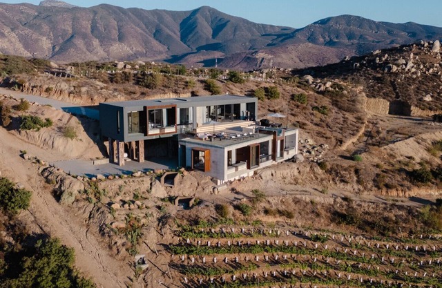 Kasa Kefi, Luxurious Vineyard Oasis in Kasa Kava Valle d Guadalupe