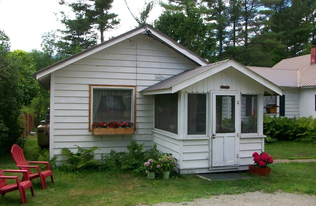 Keene Cozy Cottage in the Heart of the Adirondack Mountains!