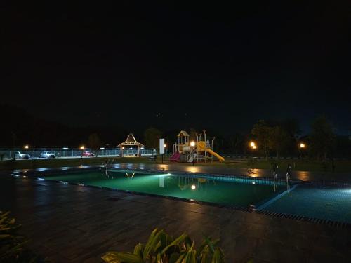 Kemaman KondoRoomStay SwimPool,Gym, Chukai Trg