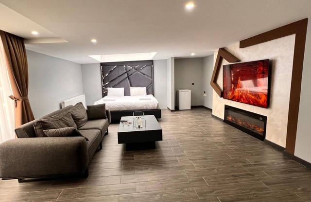 Kent Suites Hotels