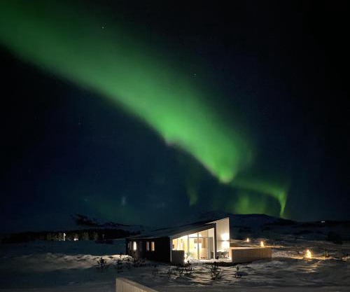 Kerbyggd: Luxury house and cottage in golden circle