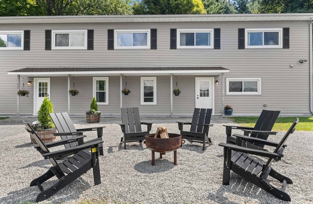 Keuka Lake View + Firepit + Wineries Nearby