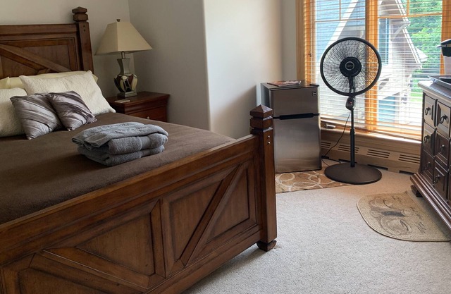 Keweenaw Castle Resort: The Cubby Suite on the Shore of Lake Superior