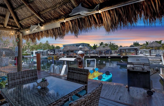 Key Largo Waterfront Paradise w/Kayaks, Private Dock & BBQ