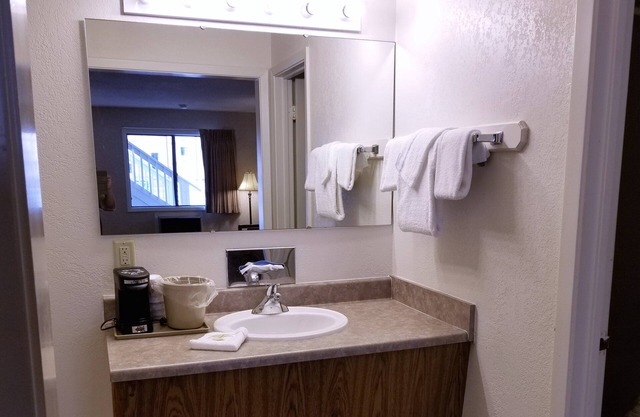 Keystone Boardwalk Inn and Suites