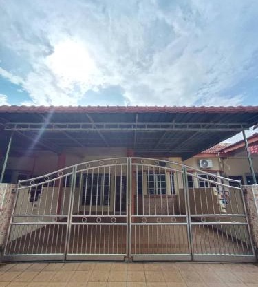 KhaAfi Homestay Seri Iskandar