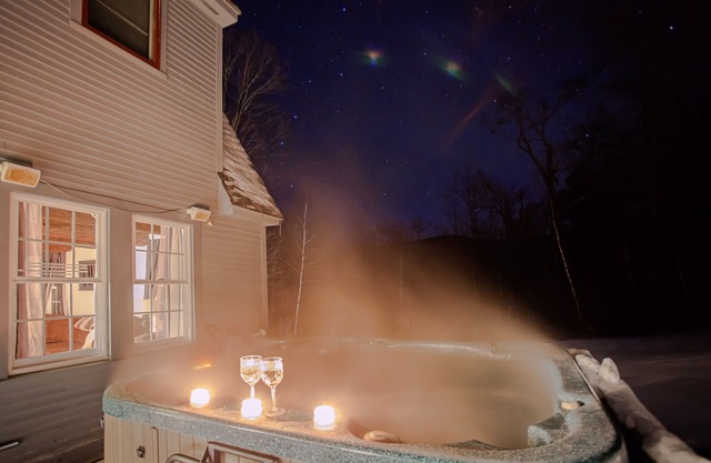 KILLINGTON HOME W/INLAW/HOT TUB/BAR/GAME ROOM