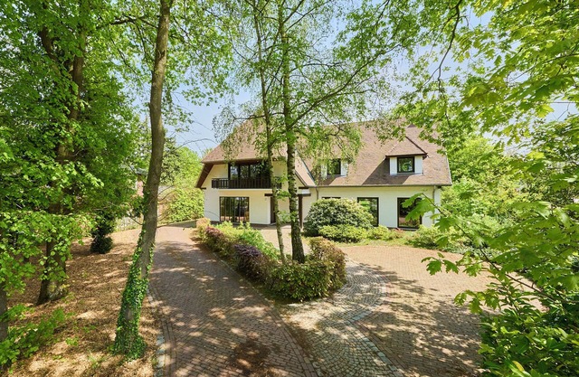 Kindvriendelijke Ruime Vakantiewoning met Privébos in Bosland Lommel