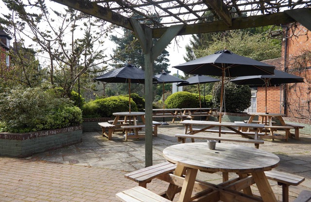 Kings Arms Hotel Westerham by Greene King Inns