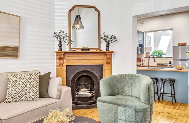Kingston Mews A Perfect Parkside Family Sanctuary
