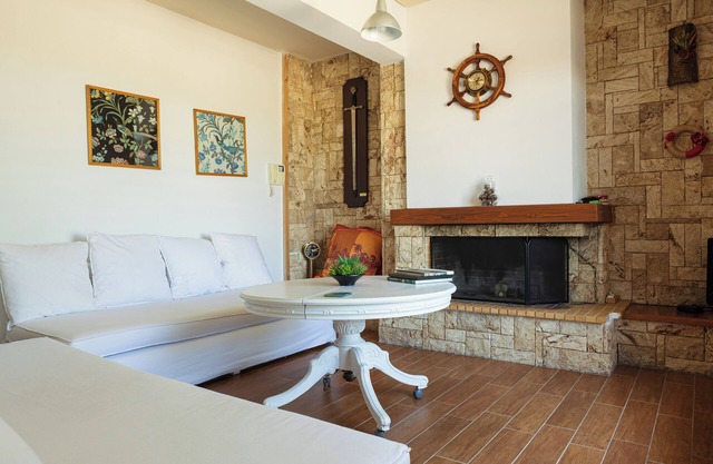 Kleoni' s cottage