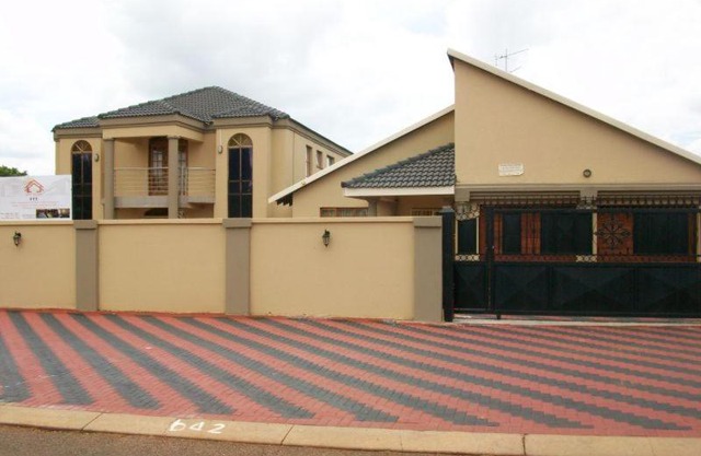 Koiketla Guesthouse