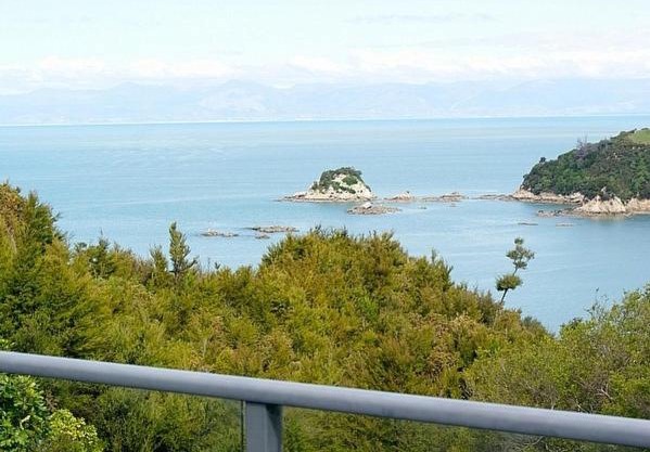 Korora - Kaiteriteri Beach House