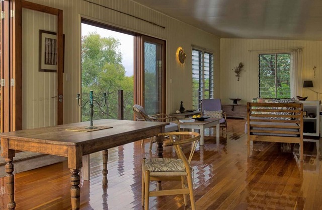 Kyeema. Luxury Honeymoon Retreat Orchid Beach Fraser Island