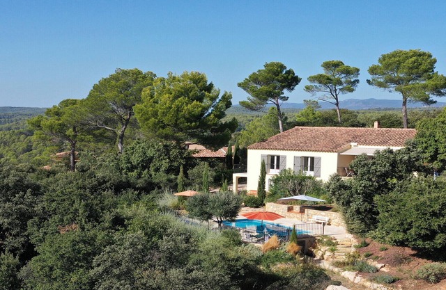 L'Étoile des Bois, heated pool, stunning views, Lorgues, Provence