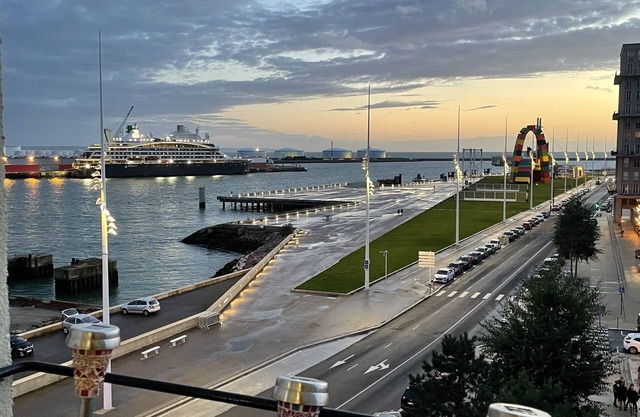 L'AMARRAGE APPT PERRET PANORAMIC SEA AND HARBOR VIEW
