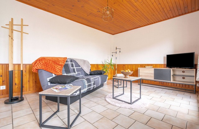 L'Argentique - One Bedroom House, Sleeps 4