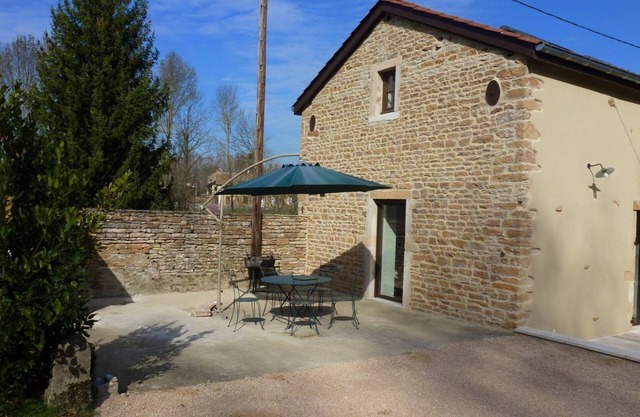 L'Ecurie - LAIZE - Gîte