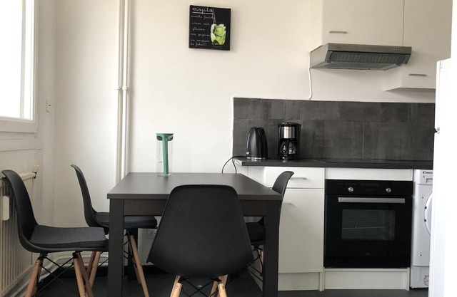 L'urban - Appart au Top! Studio + parking + equipped for long stays