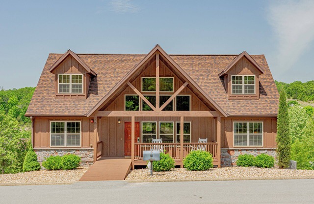 L137, 4Br Fox Hollow Cabin, September Nights – 15% Off 3+ Nts SEE DESC. BELOW