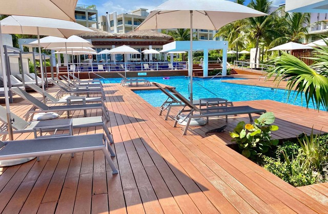 La Amada Deluxe 1 BR Condo w/Private Beach
