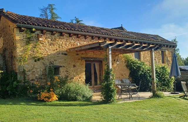 La Bergerie on the magnificent Domaine de Cournet Haut
