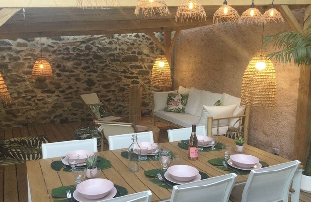 La Bohème. Maison de Village, Jardin et spa