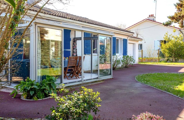 La Bruyère by Interhome