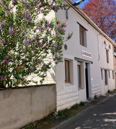 La calèche, la Diligence, centre St Jean de Losne