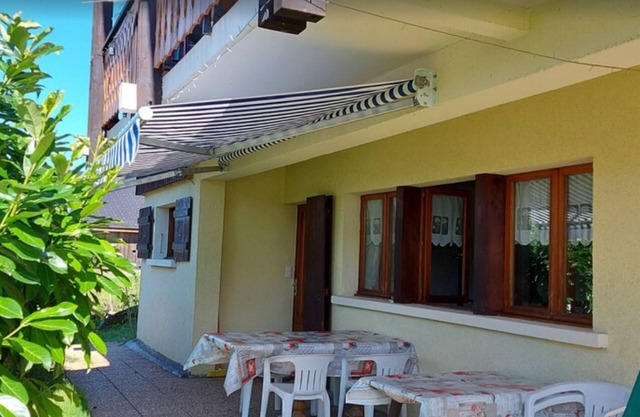 LA COURTIONE APARTMENT IN CHALET