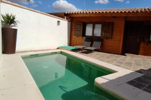 La Dehesilla de Toledo Escapada Romántica Jacuzzi Sillón Tántrico
