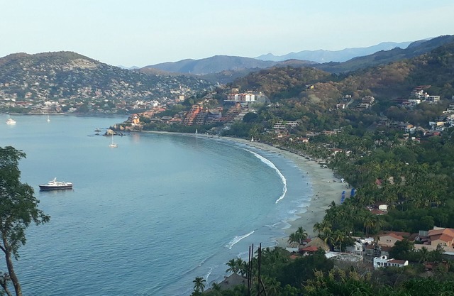 La Escollera Suites Adults Only