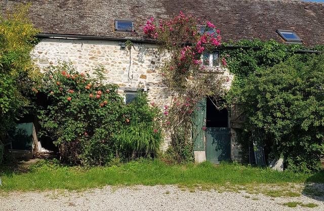 La Ferme De La Joie, Character house,