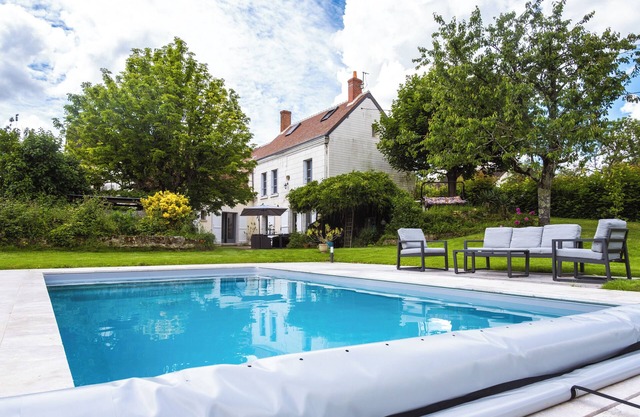 La Fernandière : Loire Valley Historic Home, Garden & Swimming Pool, Sleeps 7