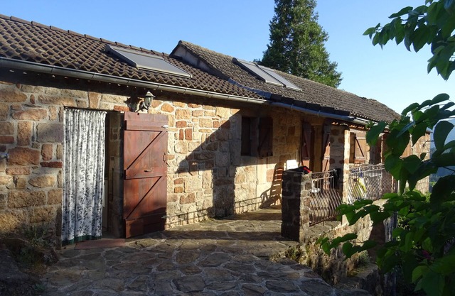 "la grange 1809" sleeps 6, private pool