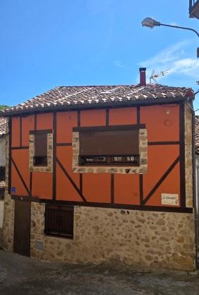 La herradura, acogedora casa en Montemayor del Río