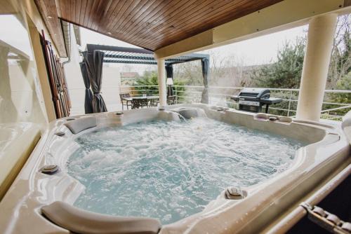 La Loupiote - Jacuzzi compris SANS supplément !