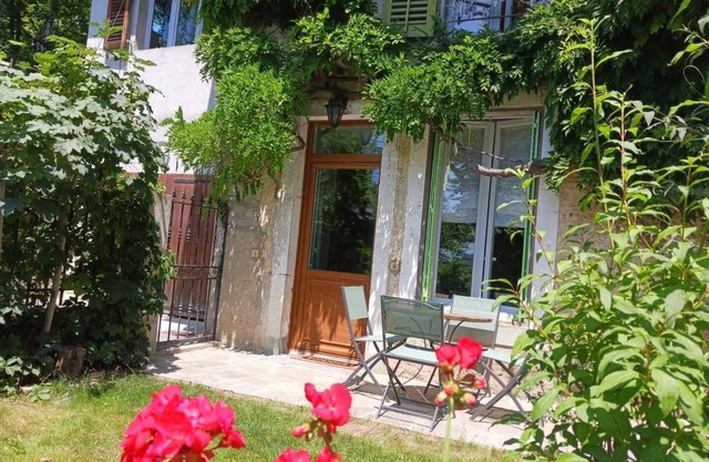 LA MAISON DES SŒURS - SAINT JEAN D'ARVEY