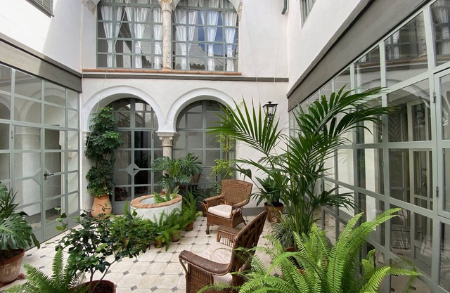 La Montesina House II Complete apartment in a 19th century mansion for 2 Pax