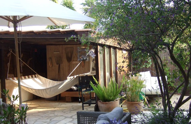LA NAPOULE Villa in the heart of the village by the sea