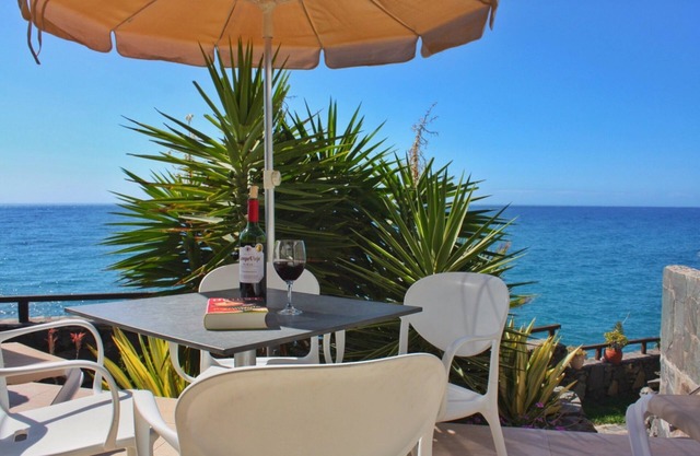 La Perla - Bungalowanlage DIRECTLY by the sea